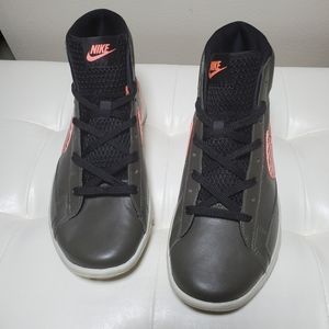 Nike Blazers Size 8.5 in Women